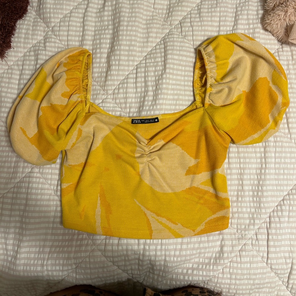Zara Yellow Puff sleeve